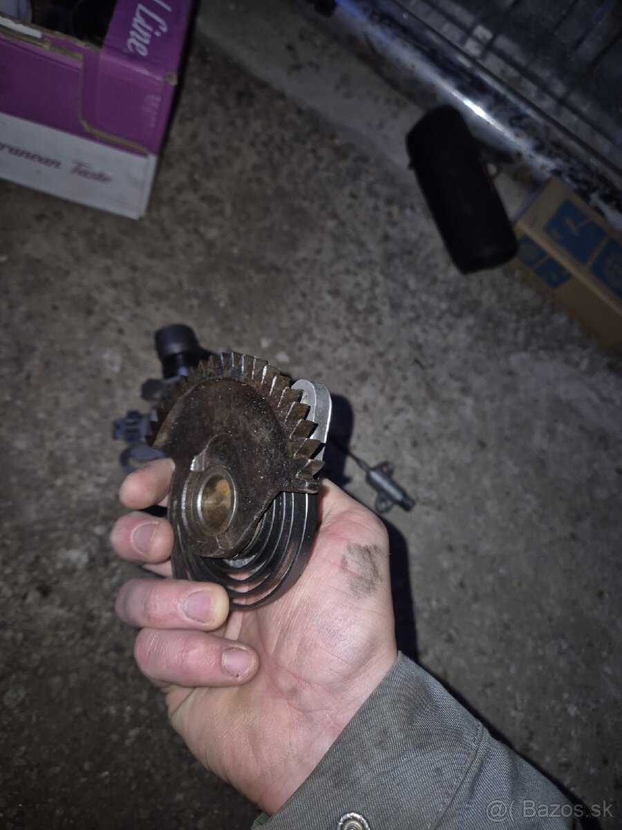 Náhradné diely - 7