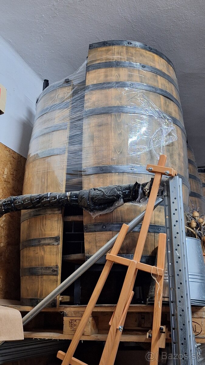 Drevene polsudy- vitriny - 7