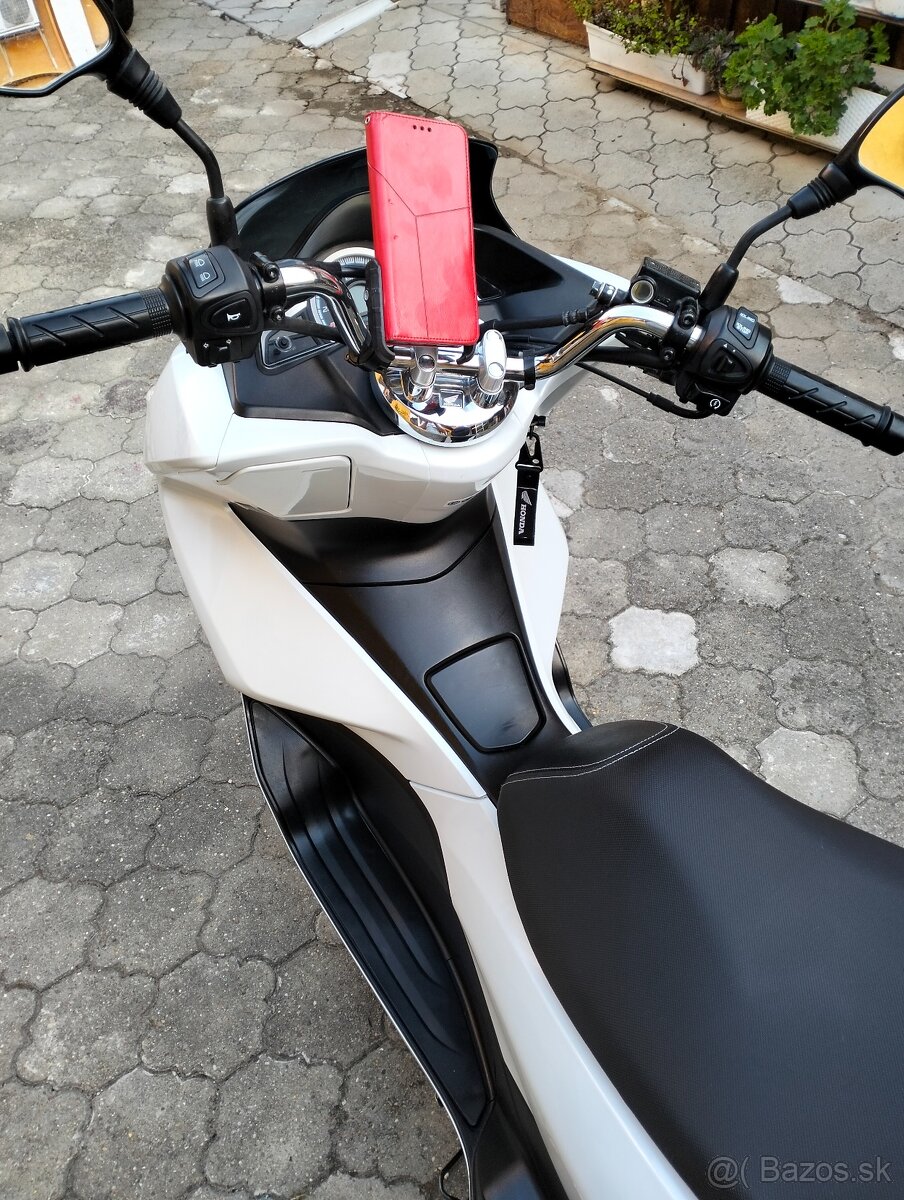 Predám HONDA PCX 125 - 7