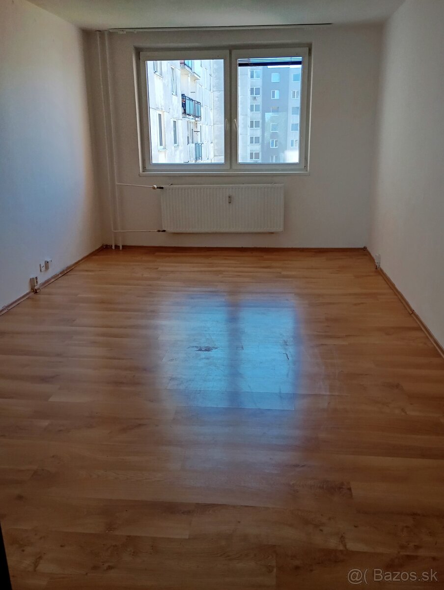 4.izb.byt humenne - 7