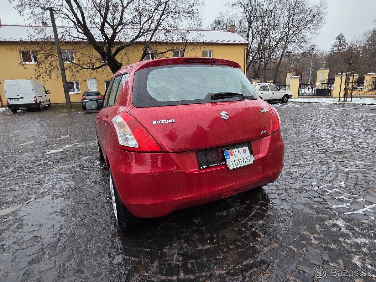 Suzuki Swift 1.2 4x4 AC GLX - 7