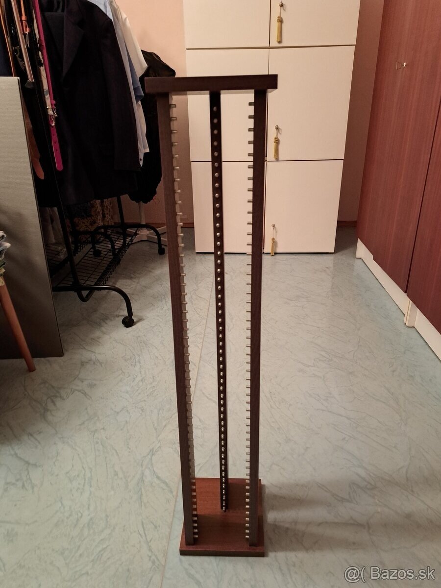 Reprobedne, reproduktory, 2 ks a Stojan na CD, kazety - 7