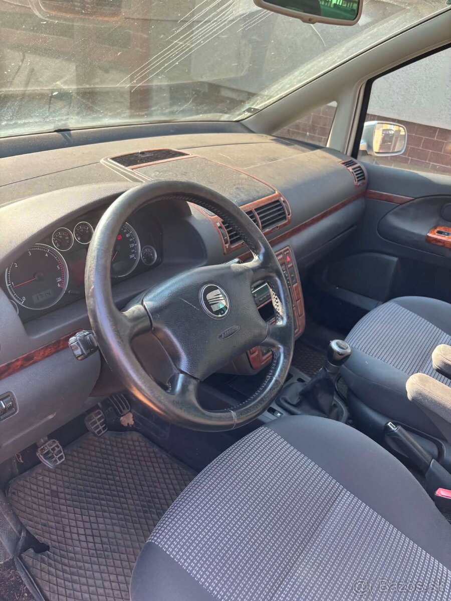 Seat Alhambra 1.9Tdi 96kw - 7