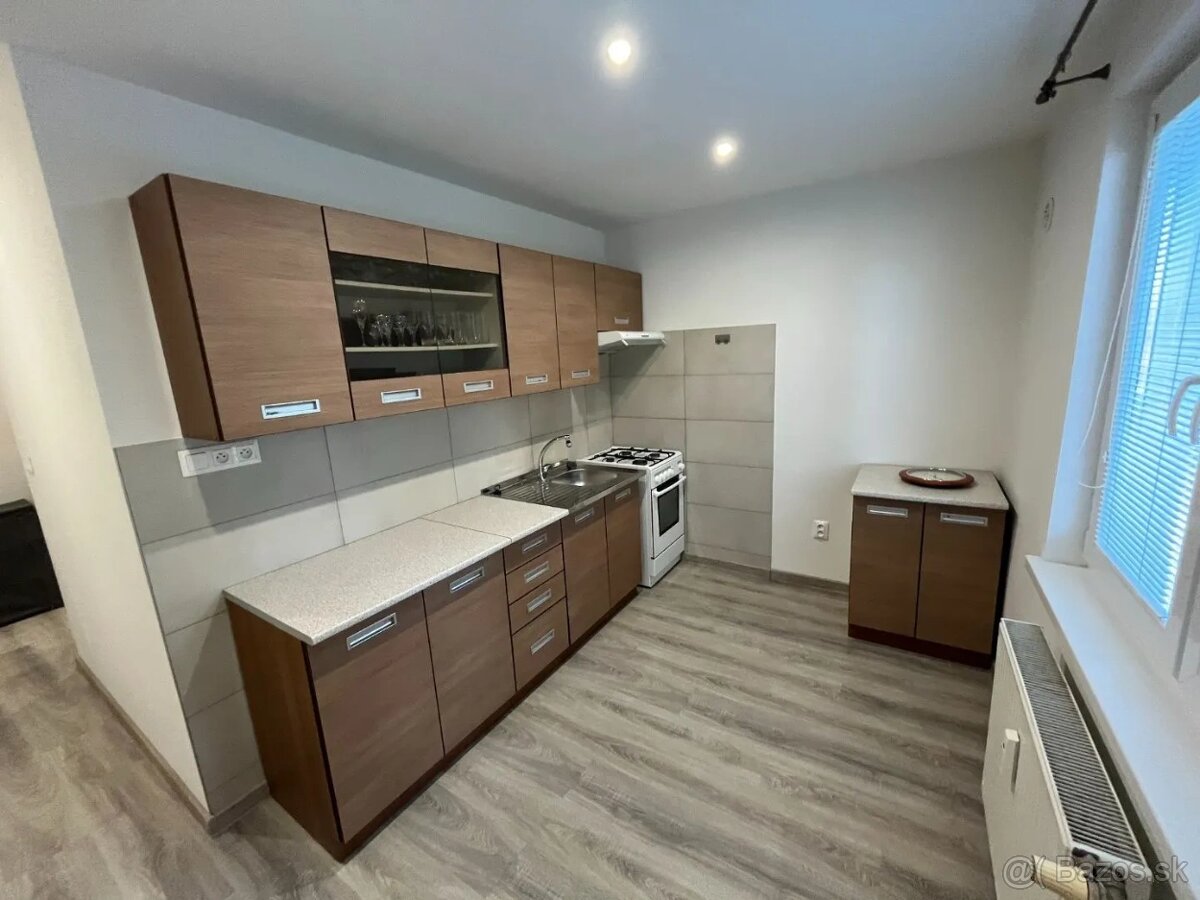 Na prenájom 2 izbový byt, Nová Dubnica - 7
