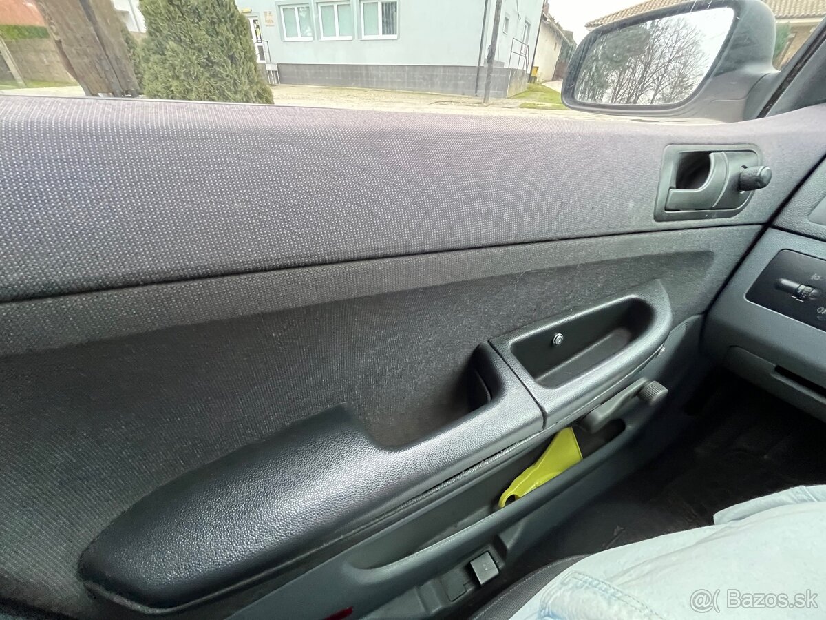 Škoda Fabia 1.4 2002 – spoľahlivé auto, ihneď jazdné - 7