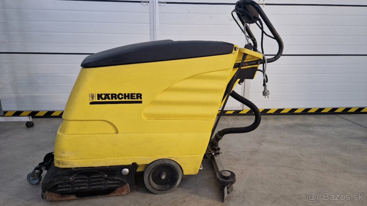 Predám umývací stroj karcher - 7