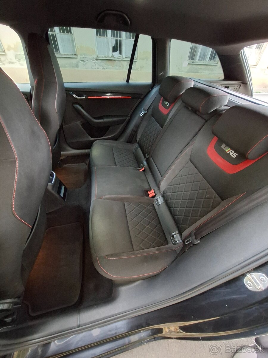 Škoda Octavia Combi 2.0 Tdi RS - facelift - 7