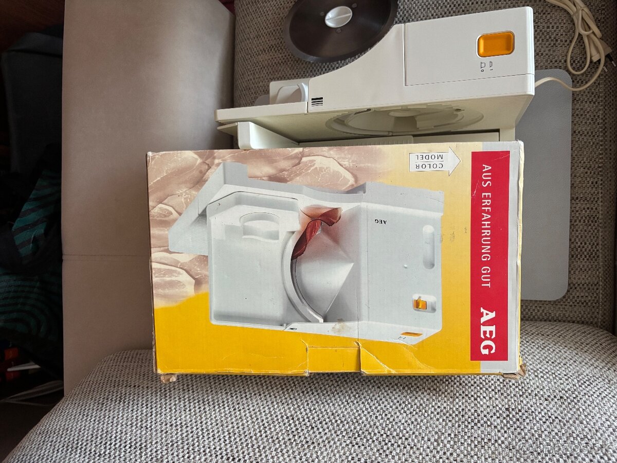 Krájač elektrický - 7