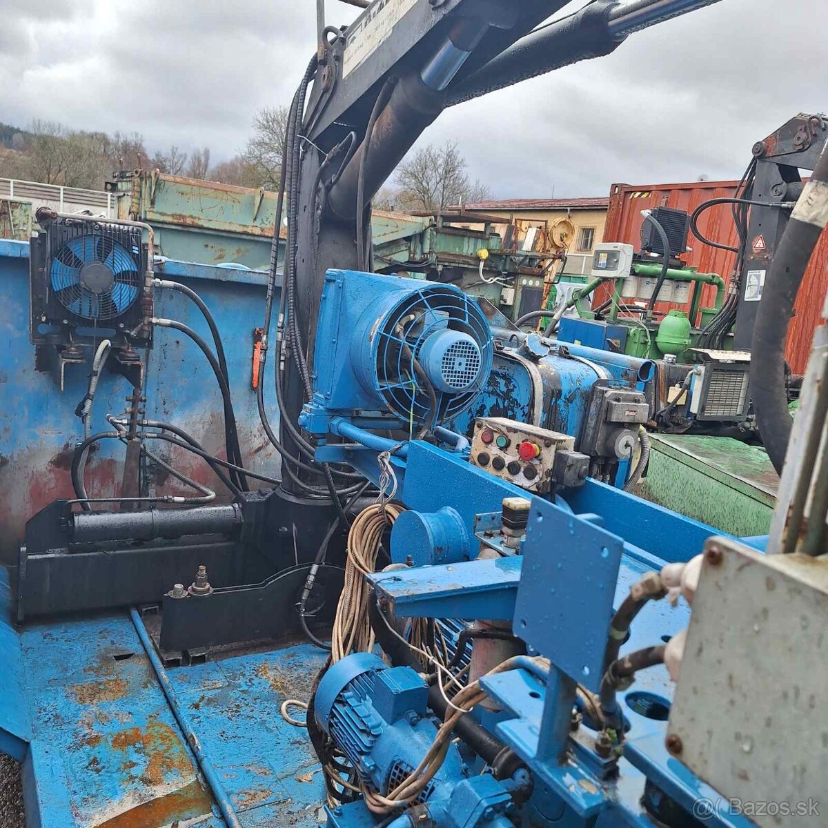 Hydraulický paketovací lis ŽĎAS CPB100 + HR - 7