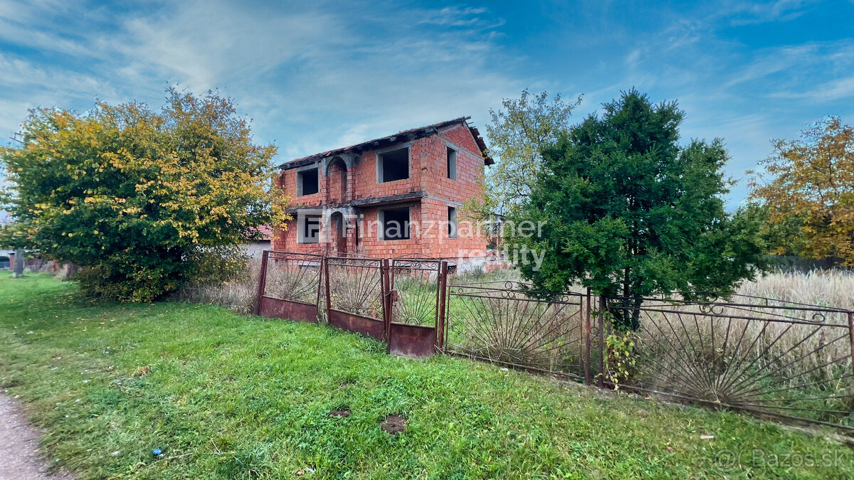 Rodinný dom s pozemkom 1424 m², Dolný Pial, Levice - 7