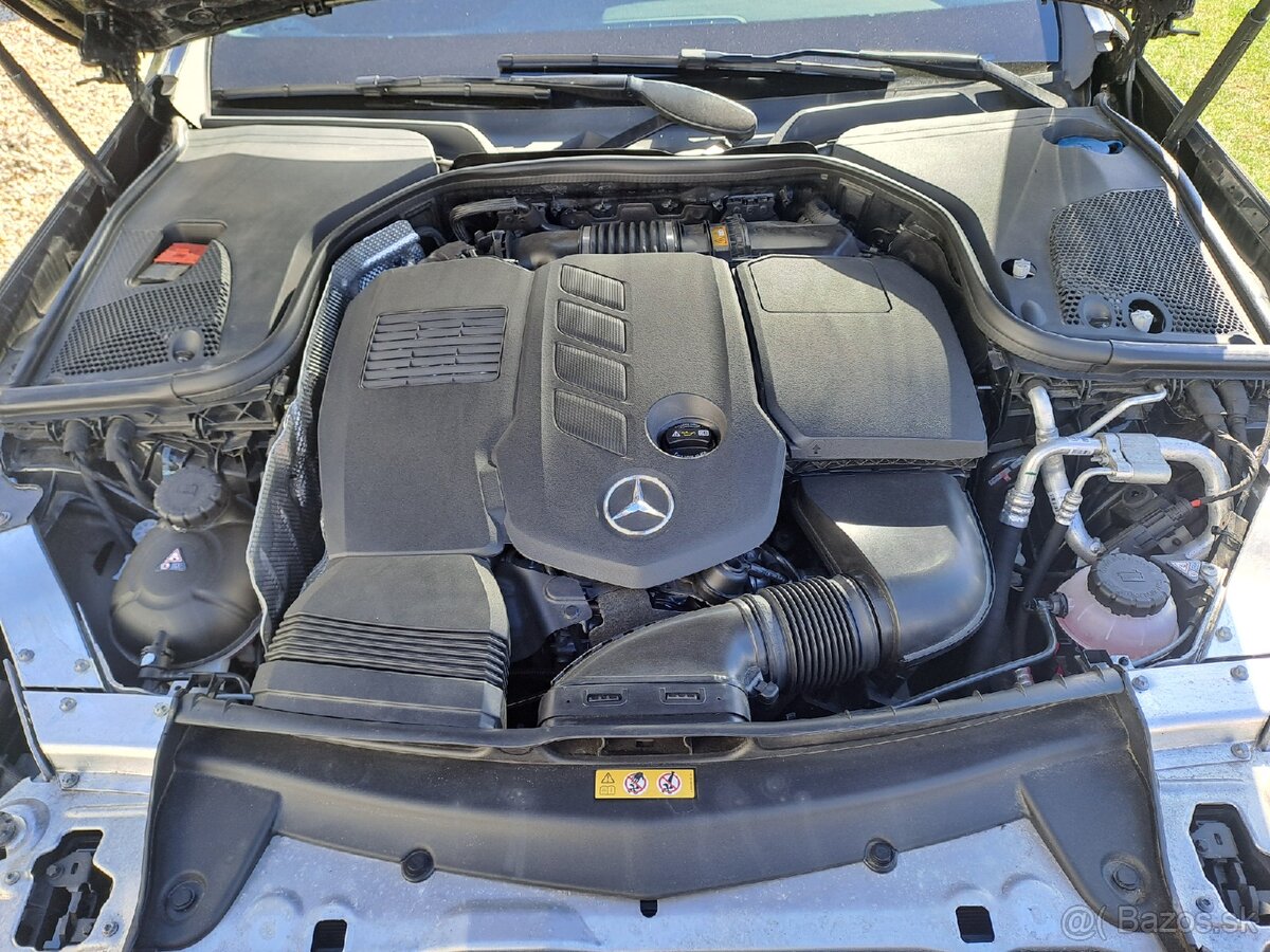mercedes-benz E 300 d T 4x4 - 7