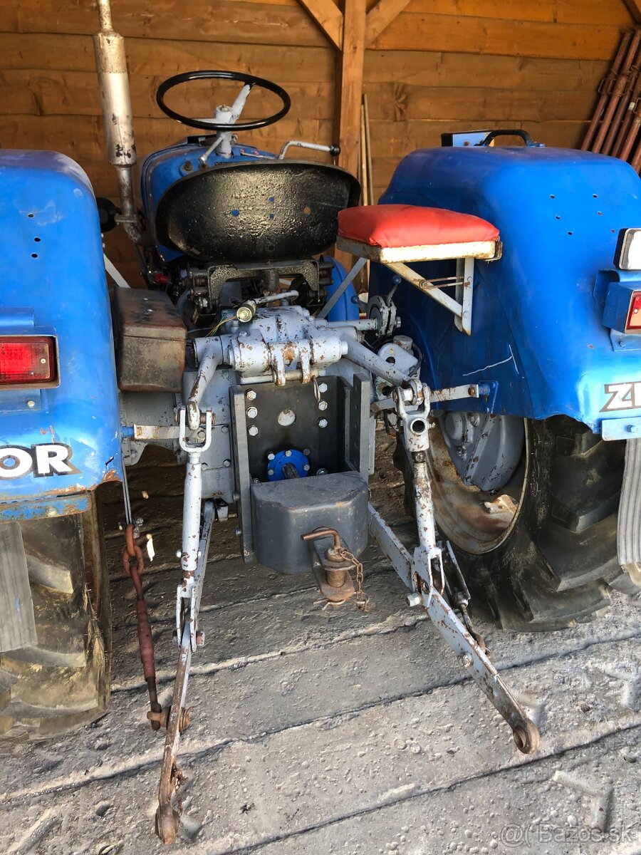 Zetor 3011 - 7