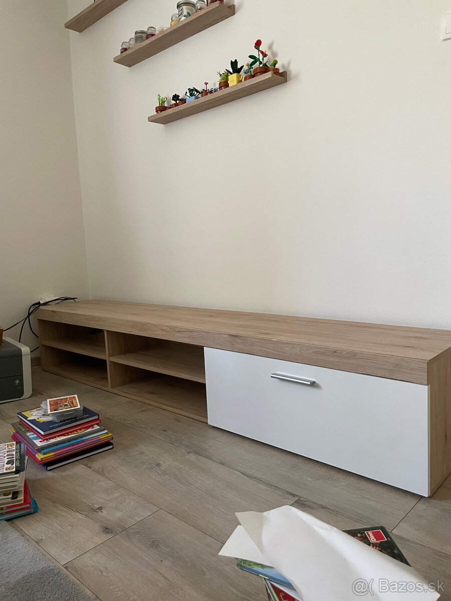 Komoda pod telku - 7