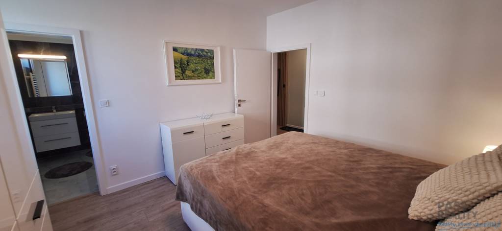 NA PRENÁJOM 3 iz.byt v novostavbe, zariadený, klimatizácia, - 7