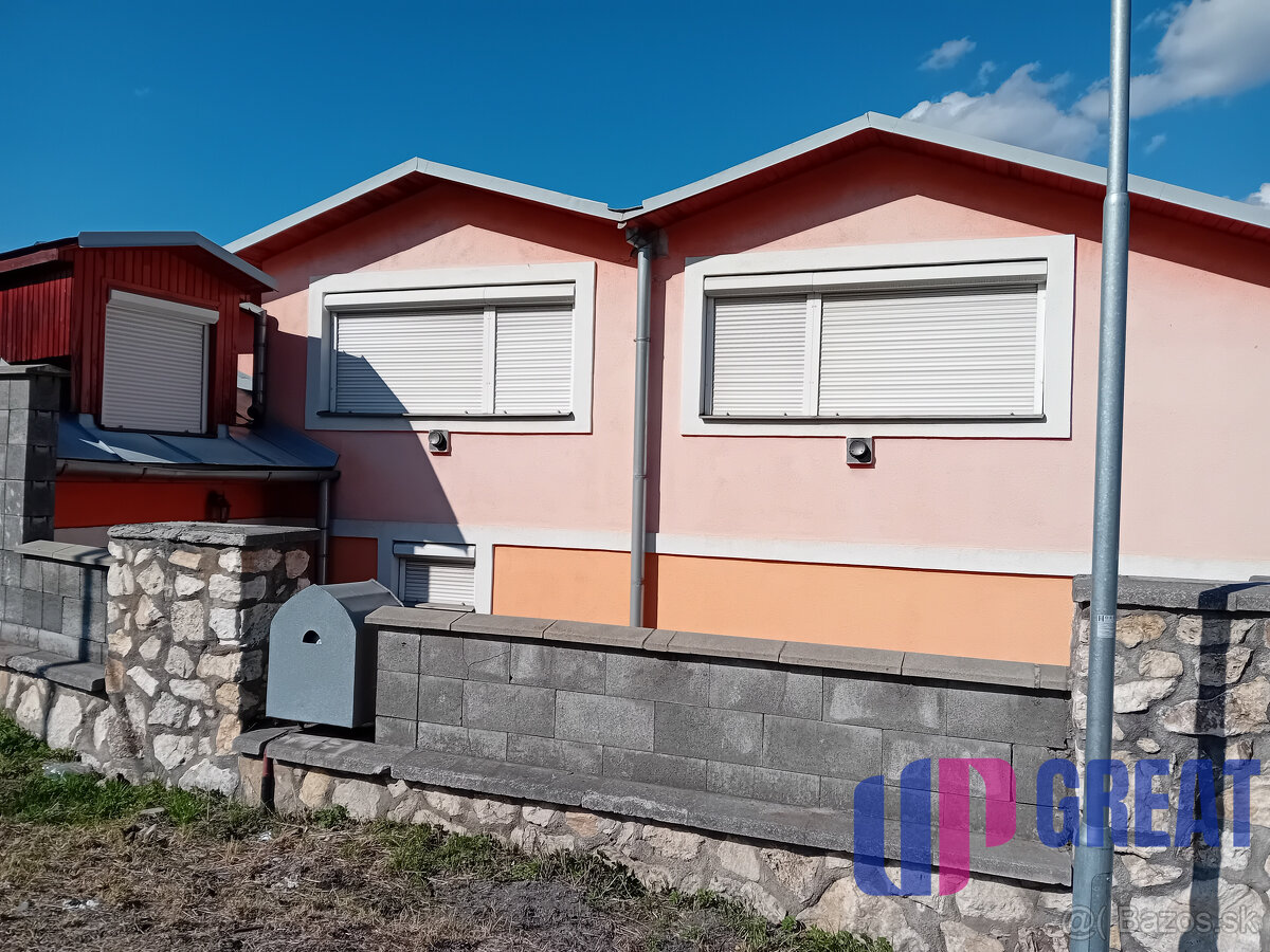 KROMPACHY- rodinný dom (10izieb)+ 3 garáže na PREDAJ - 7