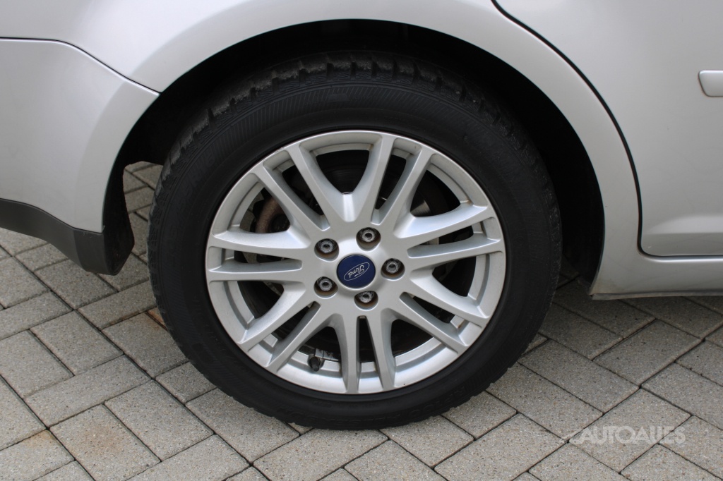 Ford C-Max 1,6 TDCi 66 kW - 7