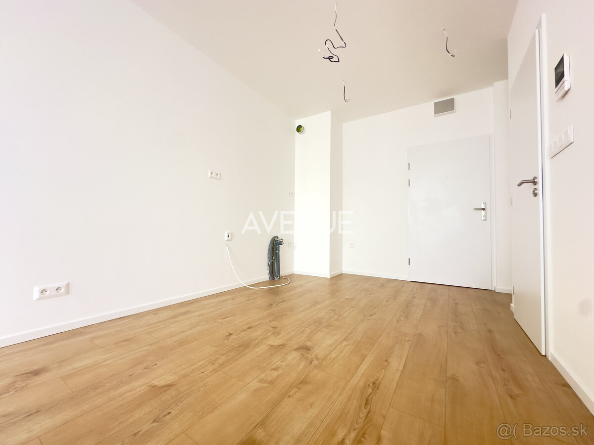 AVENUE | moderný a prakticky 2i apartmán - kancelária, s odp - 7