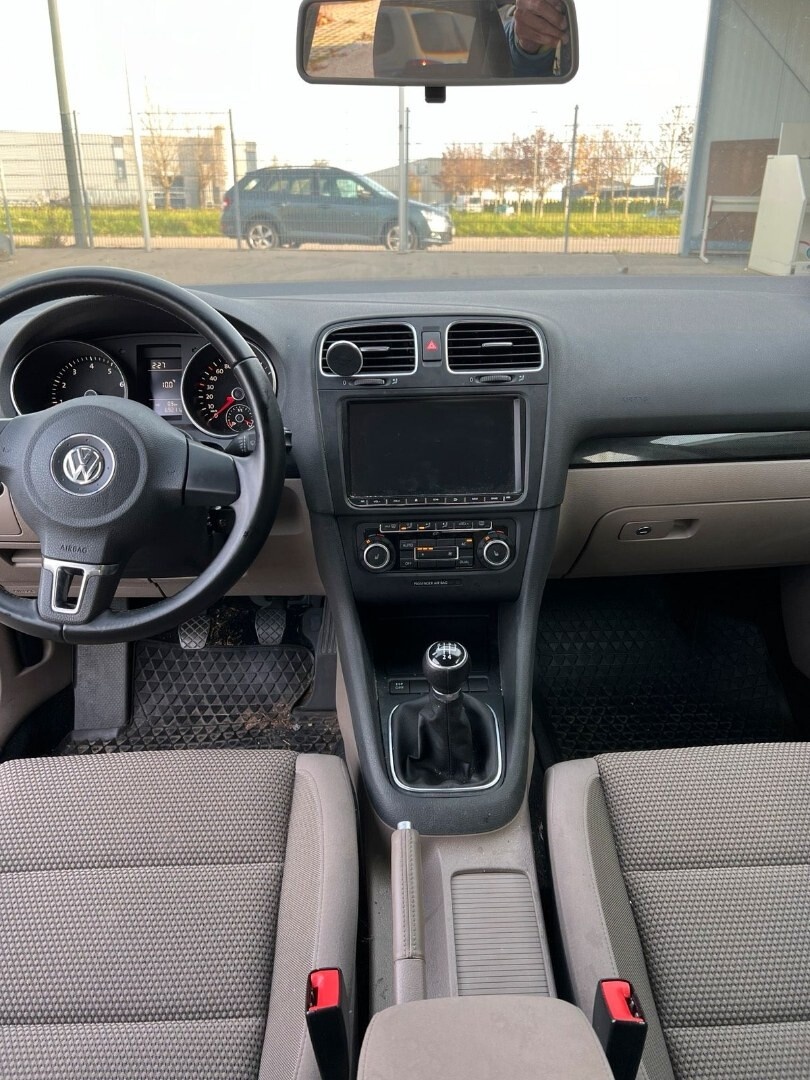 Volkswagen Golf 6 1.4 MPI 69tkm Černá metal - 7