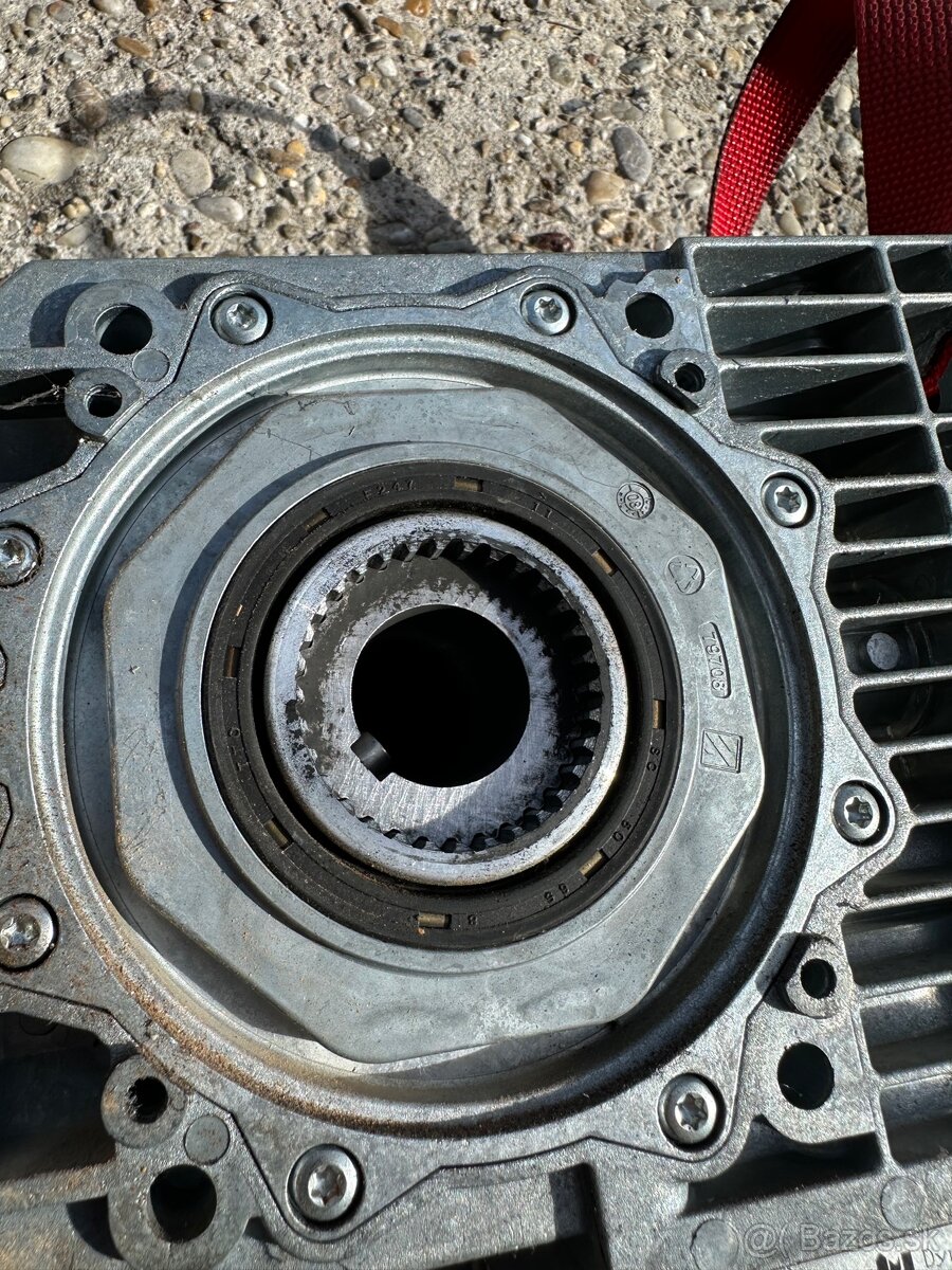 Predám priemyselný pohon na sekčnú bránu - 7