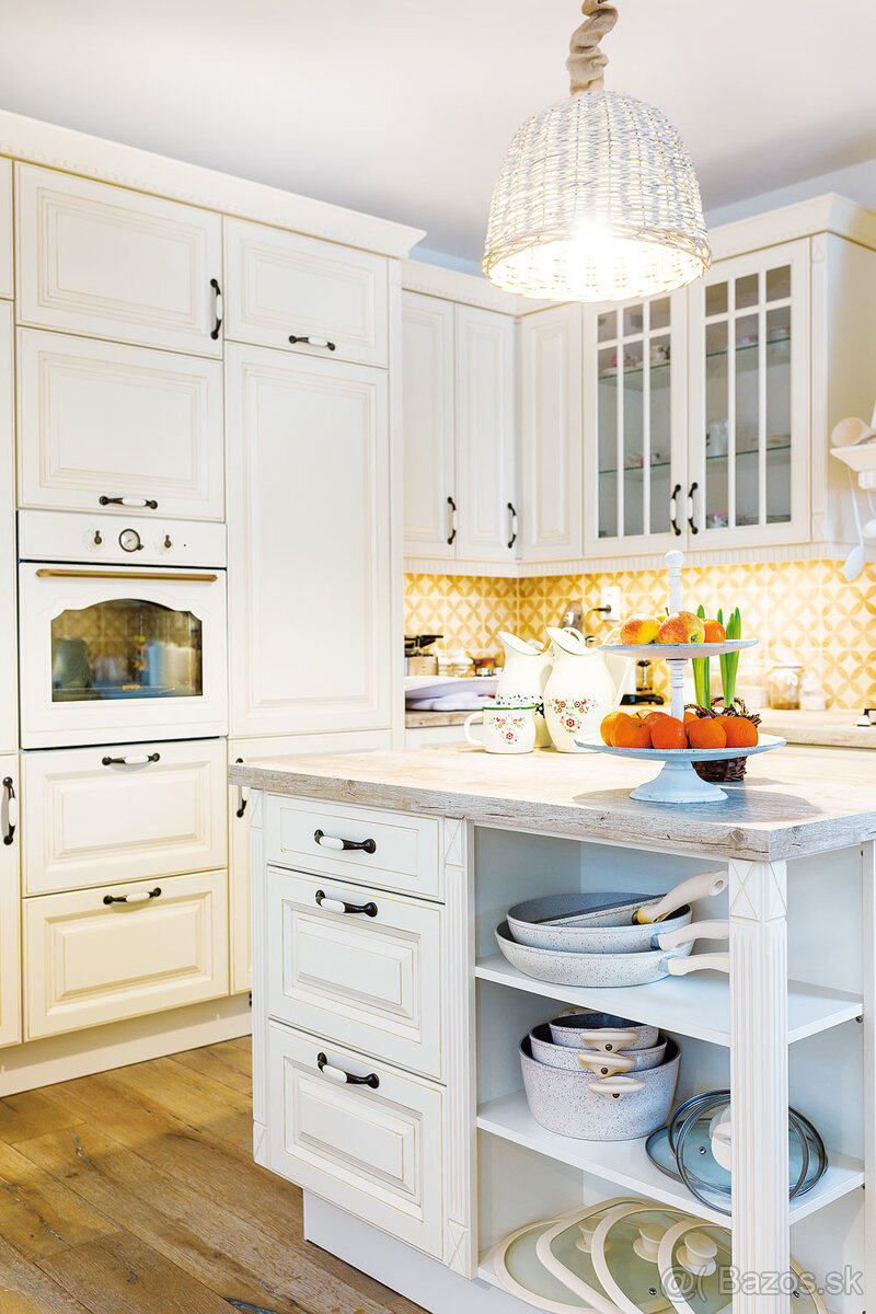 Nadštandardný 7 izb. rodinný dom Zálesie - 7