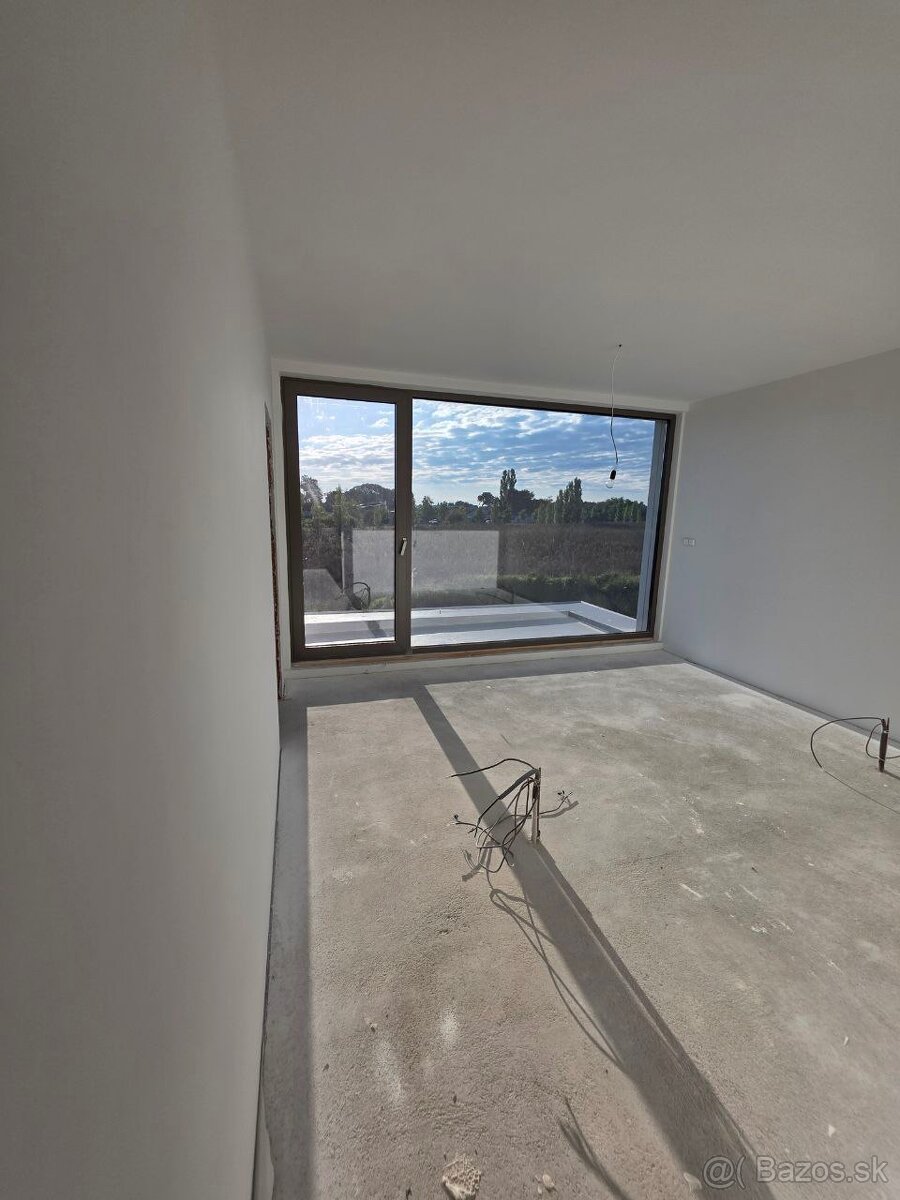 Dom Kráľova pri Senci - 7