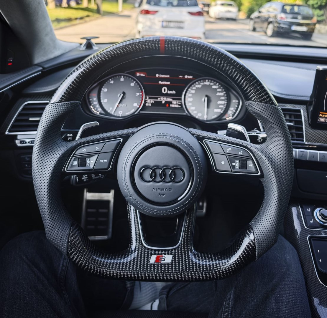 VYHRIEVANY VOLANT AUDI / KARBÓN ŠPORTOVÝ / ZKOSENY - 7