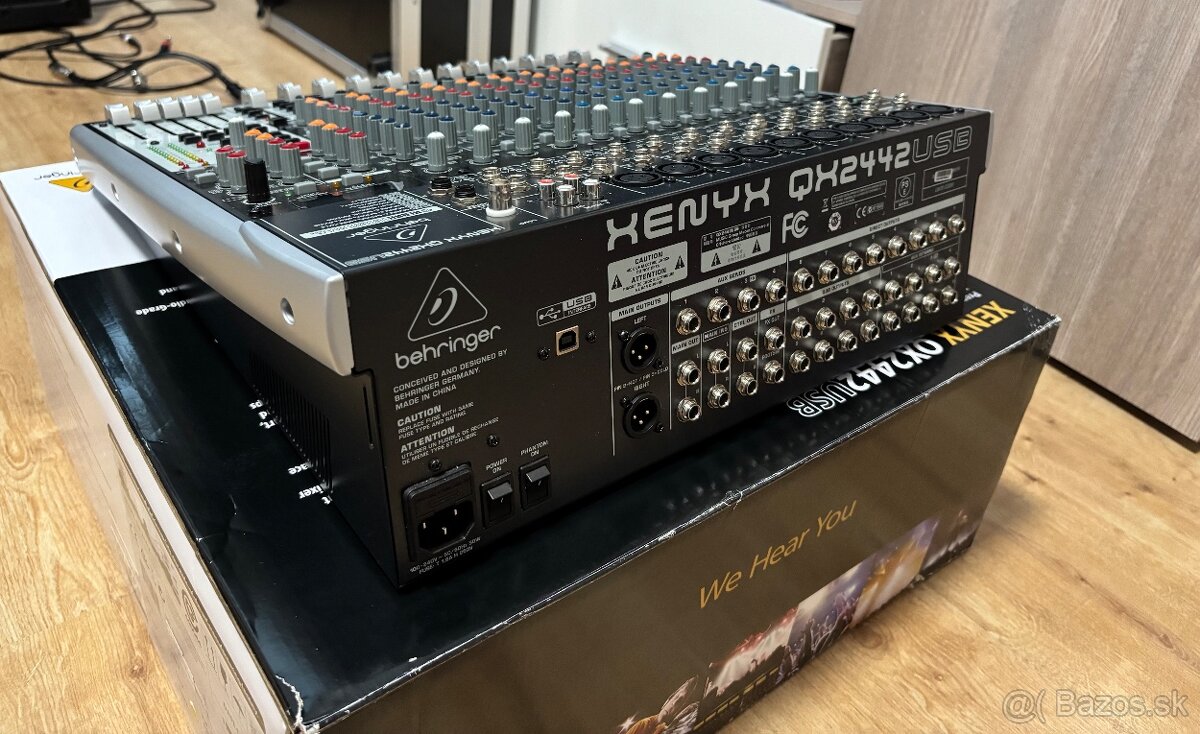Behringer XENYX QX2442 USB Analógový mixpult - 7