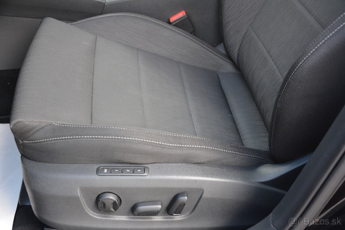 Škoda Superb Combi 2.00 TDI DSG STyle - 7