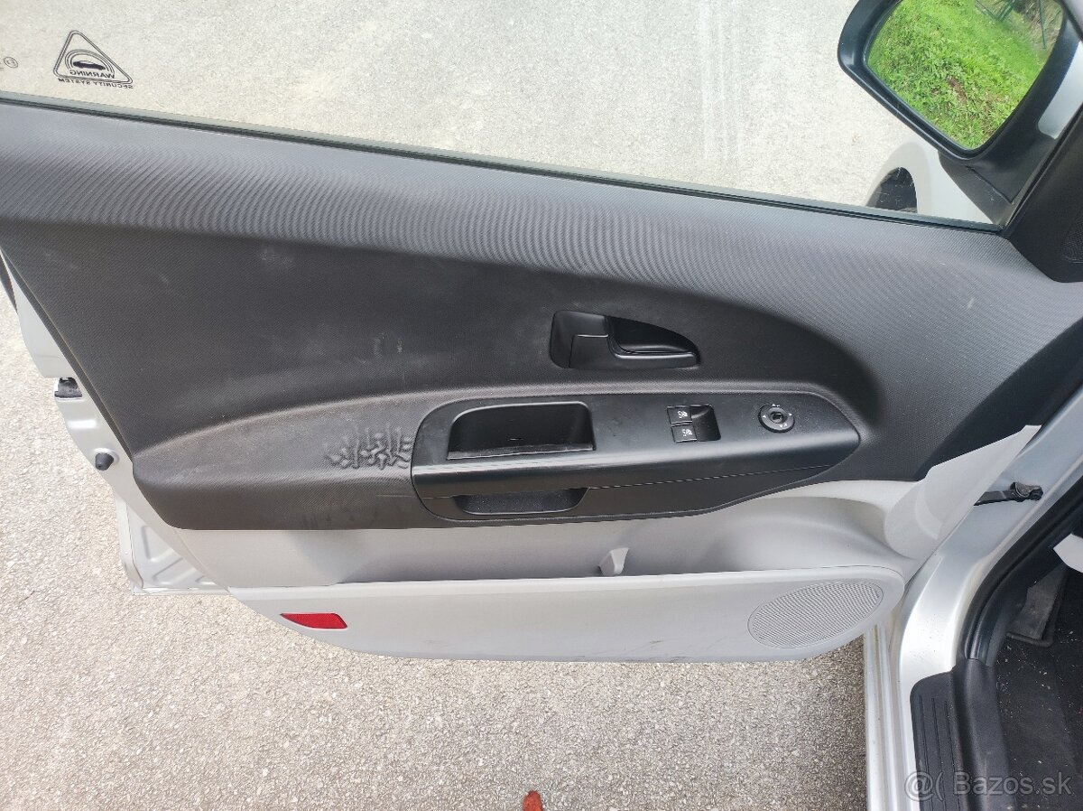 Kia Ceed volajte len ak máte vážny záujem prosím - 7