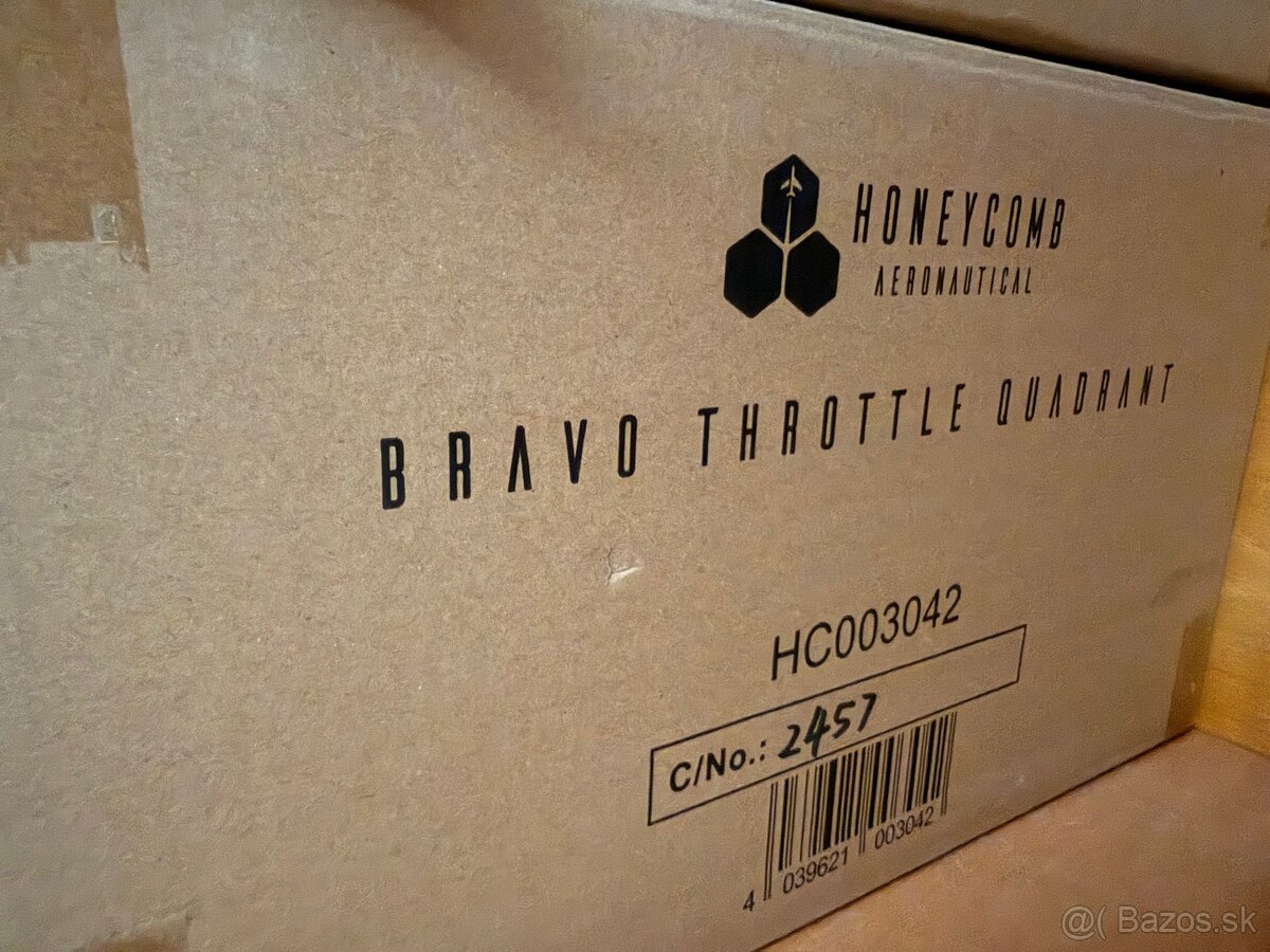 Honeycomb Throttle + Flight Controls + Thrustmaster pedále - 7