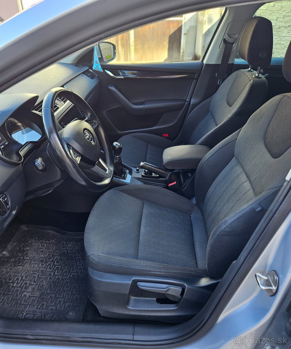 ŠKODA Octavia 2.0 tdi combi - 110kW - 7