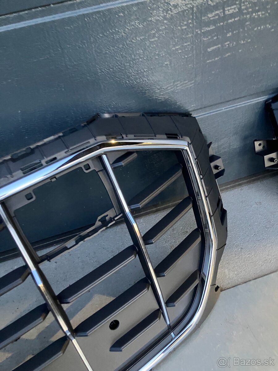 maska mrizka Grill Audi Q8 S-Line chrom - 7