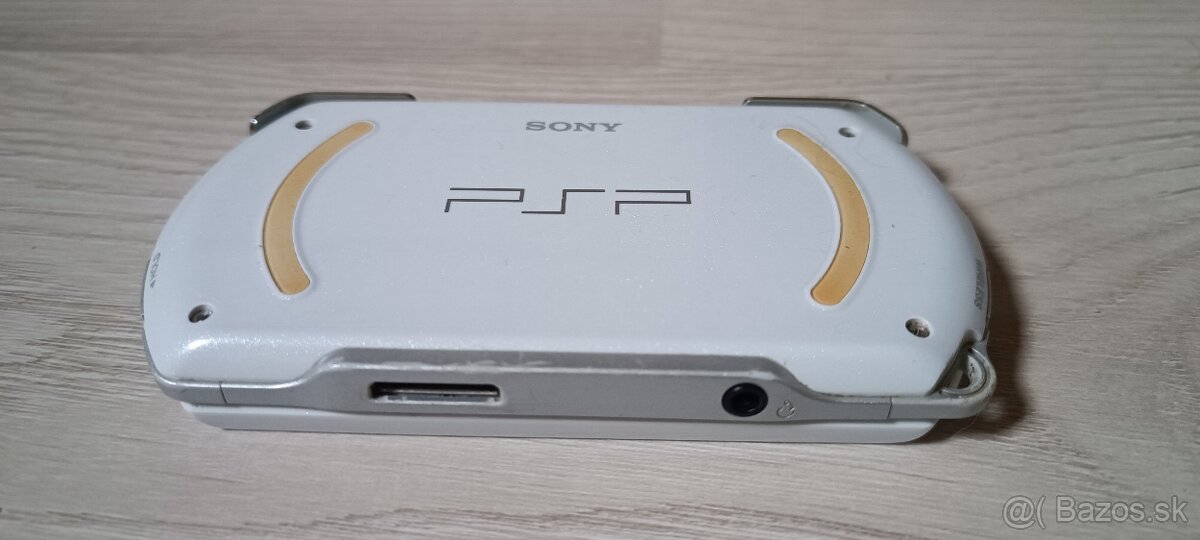 Vymenim sony psp go - 7