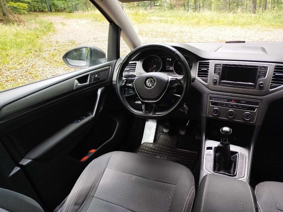 VW Golf Sportsvan - 7