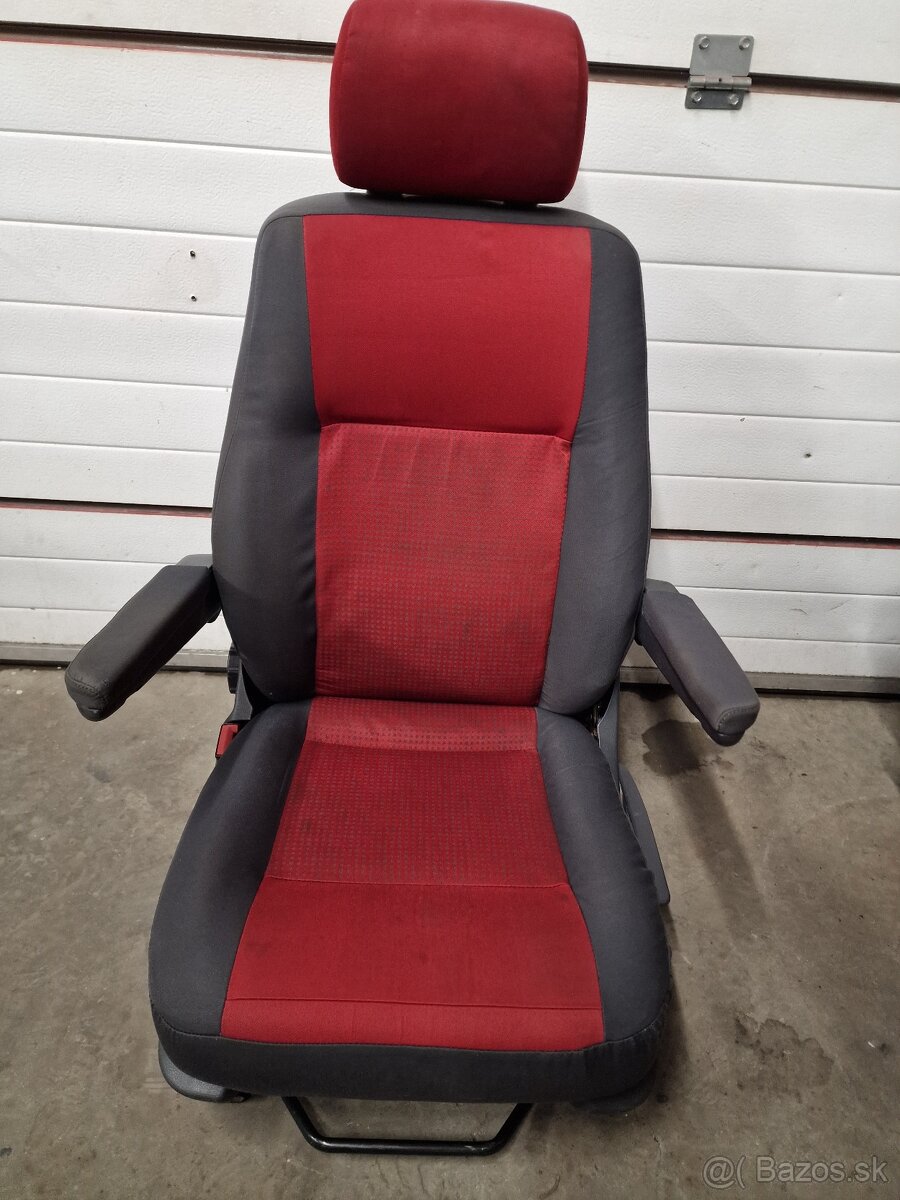 Sedadlá VW T5,T5.1,T6,T6.1 - 7
