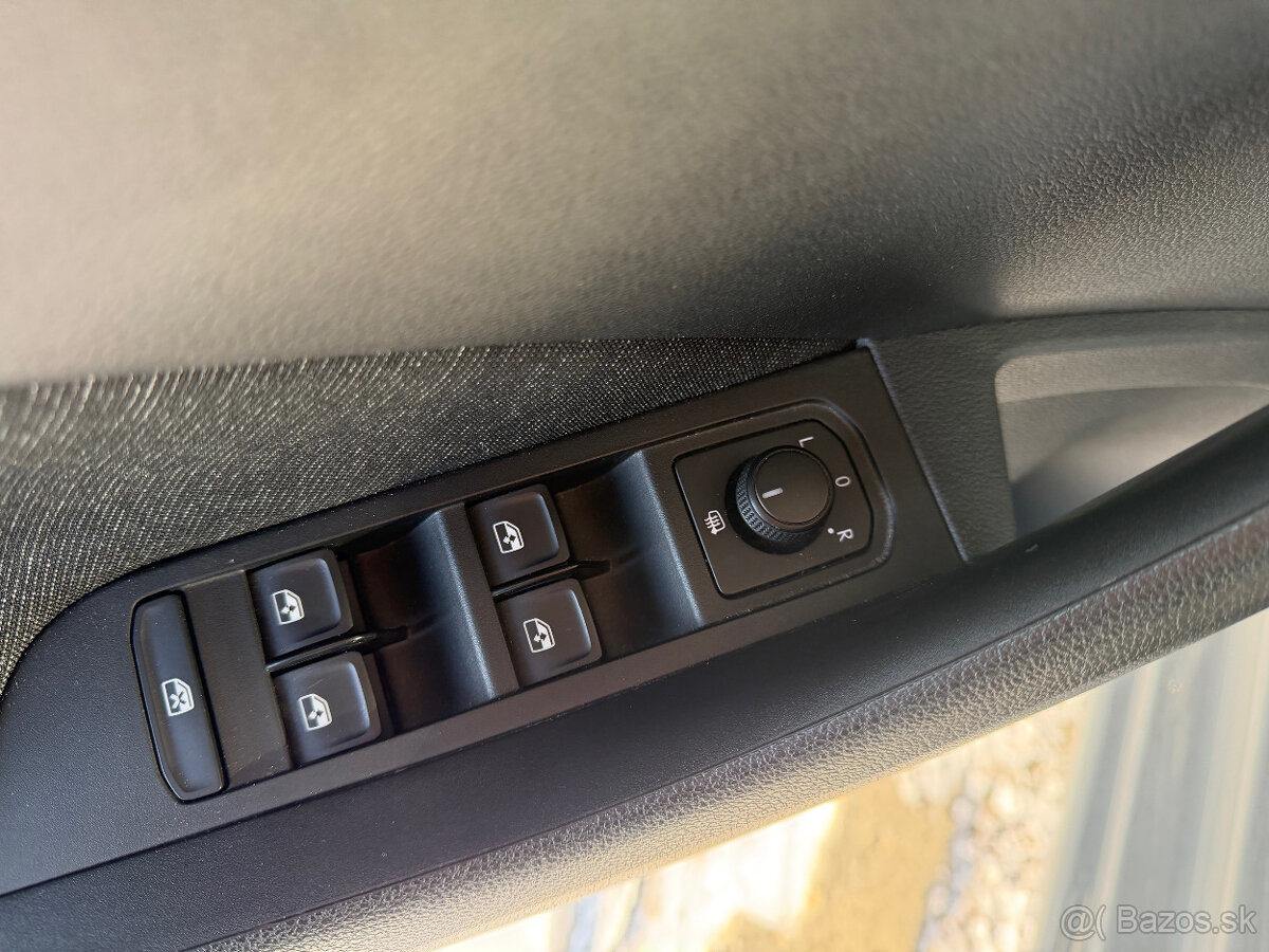 Škoda Scala 1.0 TSI Style DSG Automat - 7