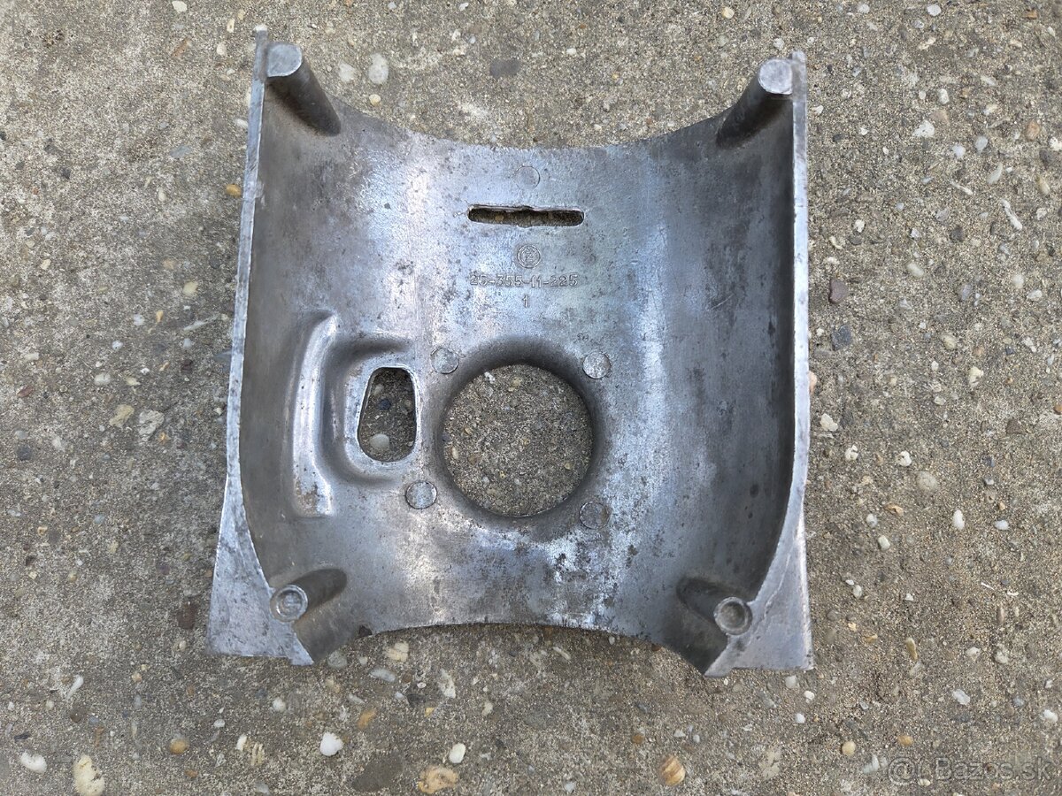 Kryt karburátora - 7