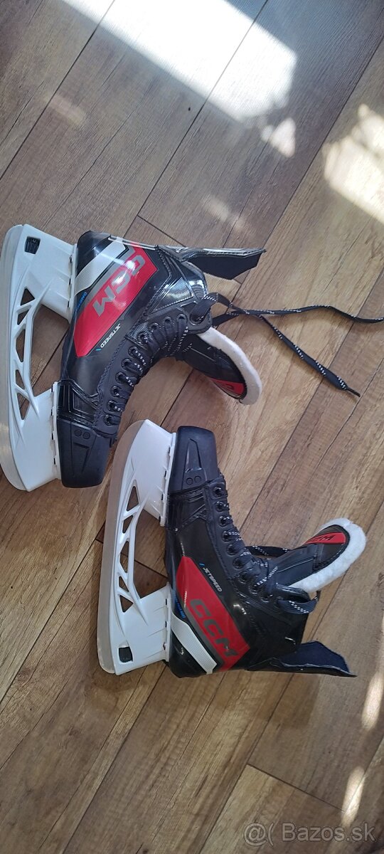CCM jetspeed ft670 korčule - 7