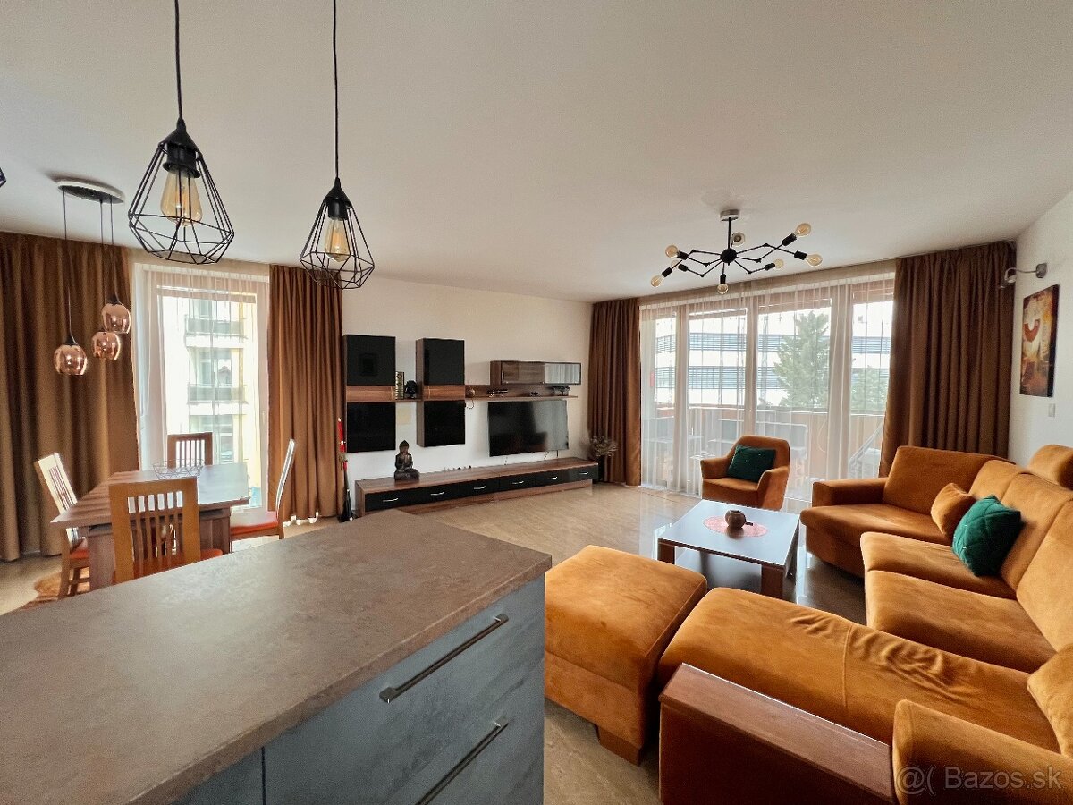 Prenájom 3-izb. byt v centre s garážovým státím - 7