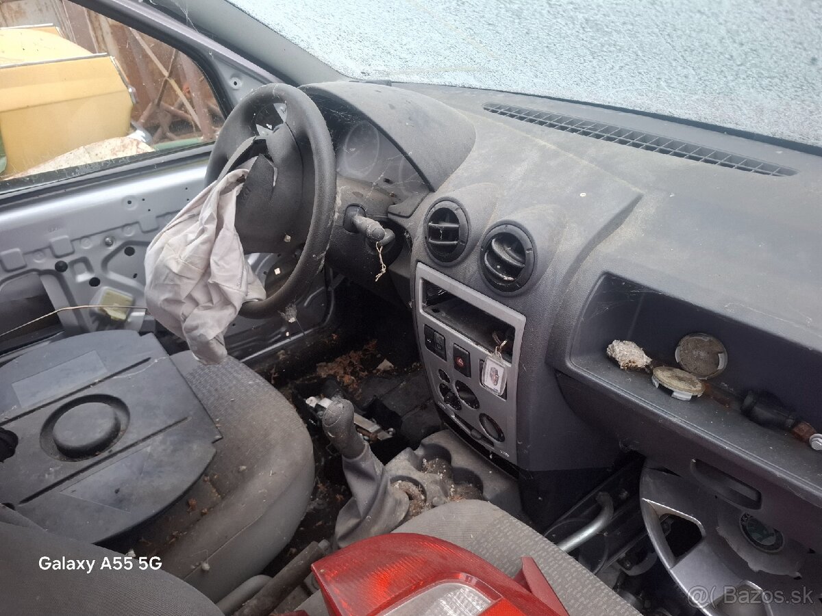 Dacia Logan 1.5 DCi 50kw - 7
