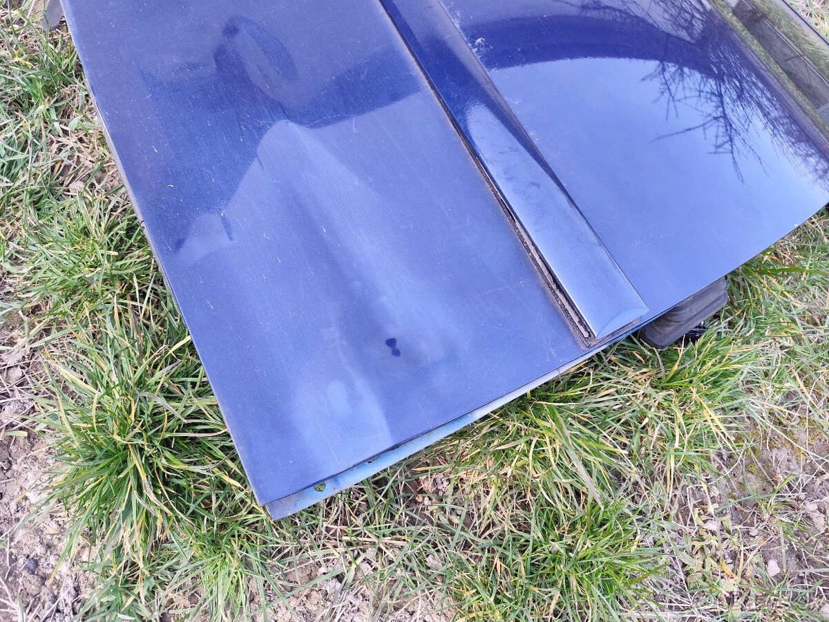 Predám PZ dvere na VW Golf 5 hatchback, LD5Q - 7