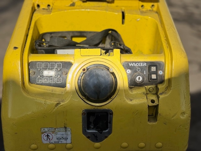 Ježkový válec Wacker Neuson RT82 - 7