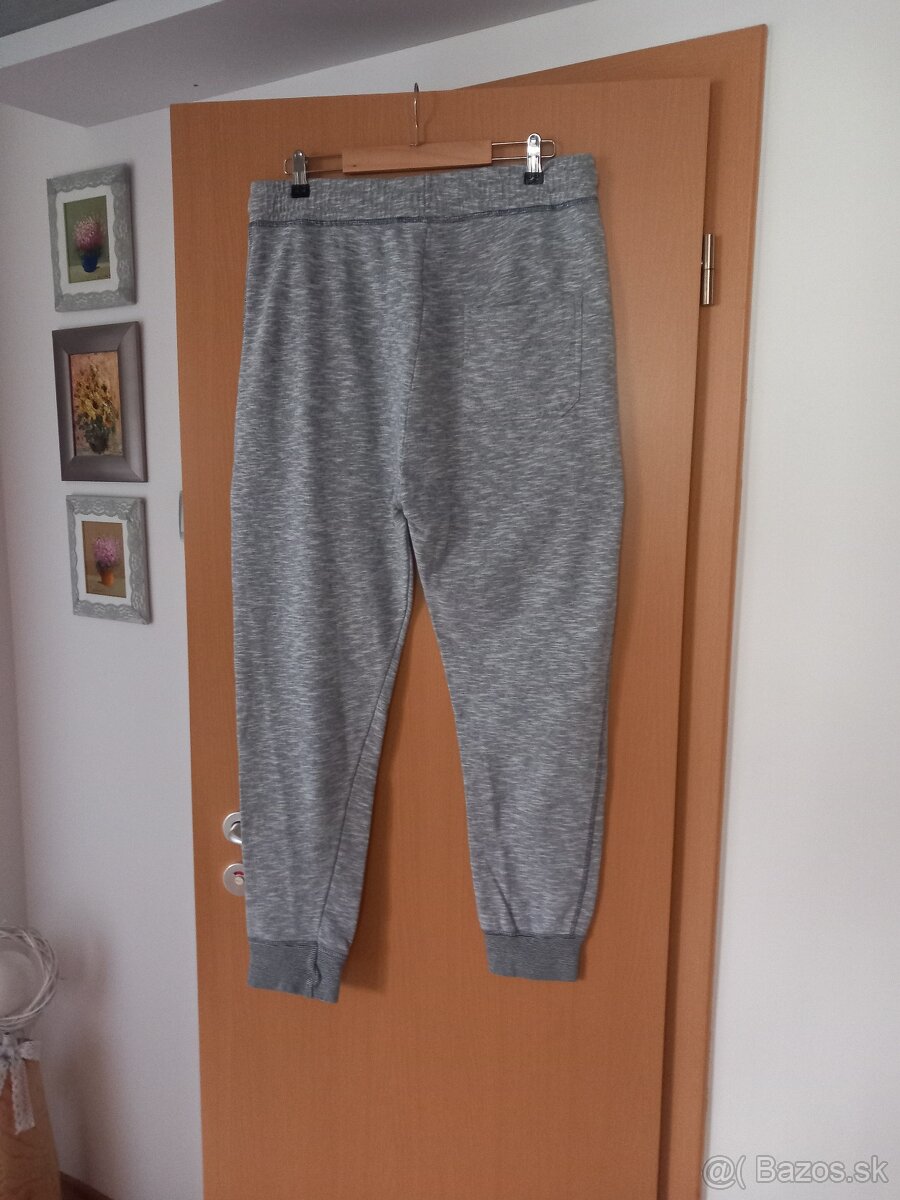 ZLAVA Predam mikinu ADIDAS, vel.M-L+teplaky GRATIS - 7