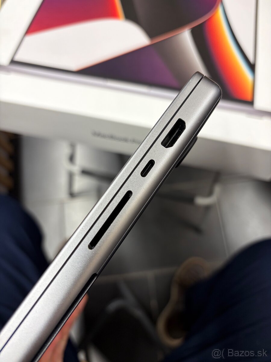 Apple Macbook M2 Pro 16” 2023 32gb 1TB disk bateria 82% - 7