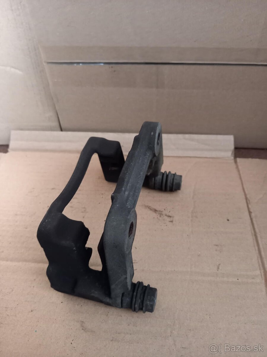 Podpera strmeňa Mazda - 7