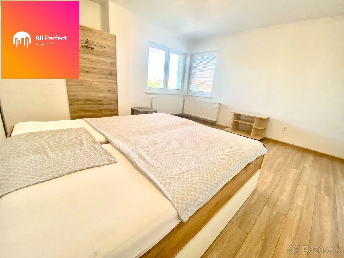 Priestranný zariadený 4-izbový byt s veľkou loggiou, balkóno - 7