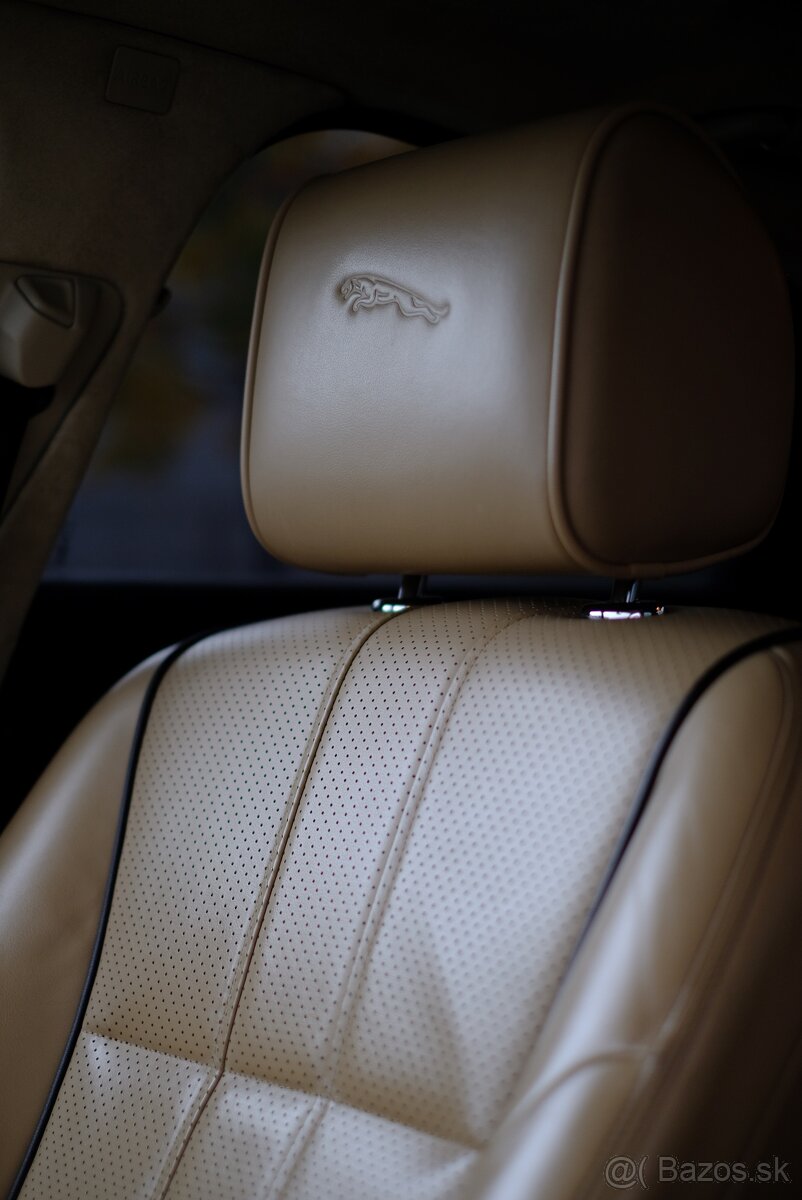 Jaguar XJ 3.0D FULL VYBAVA 2XTV - 7