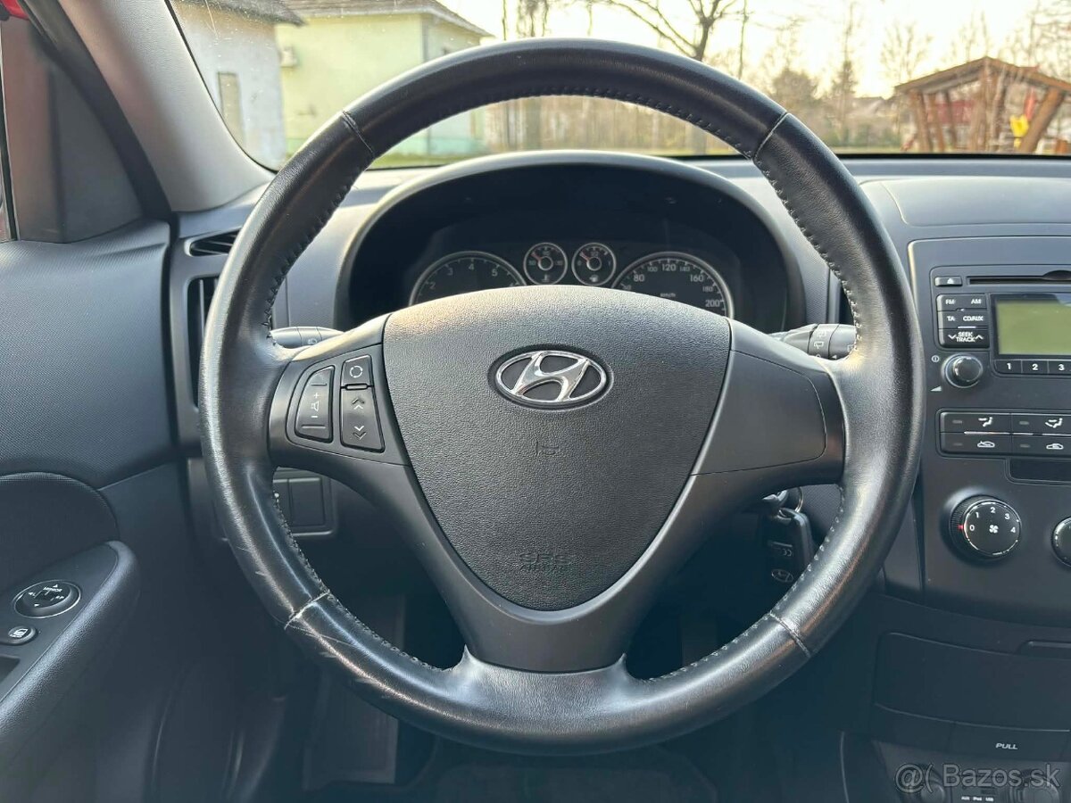 Hyundai i30 1.4 MPI DOHC Classic - 7
