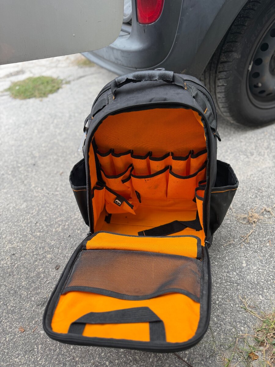 Kufre DeWalt - 7