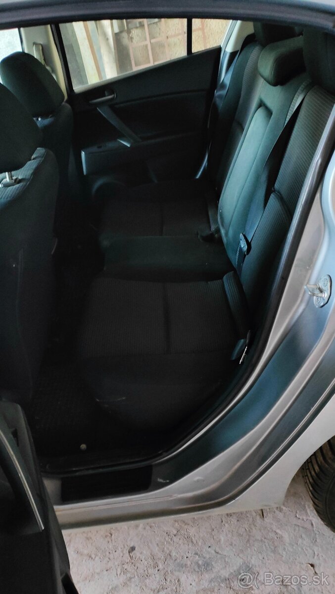 MAZDA 3 1,6 MZR Havarovaná - 7
